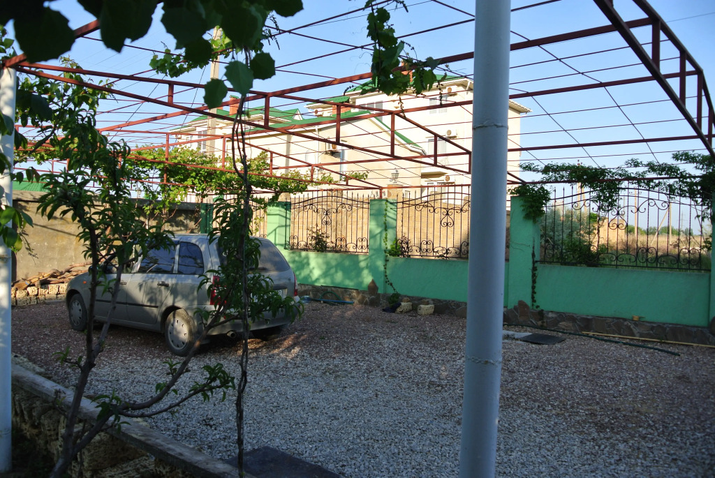 Ozernaya Hotel