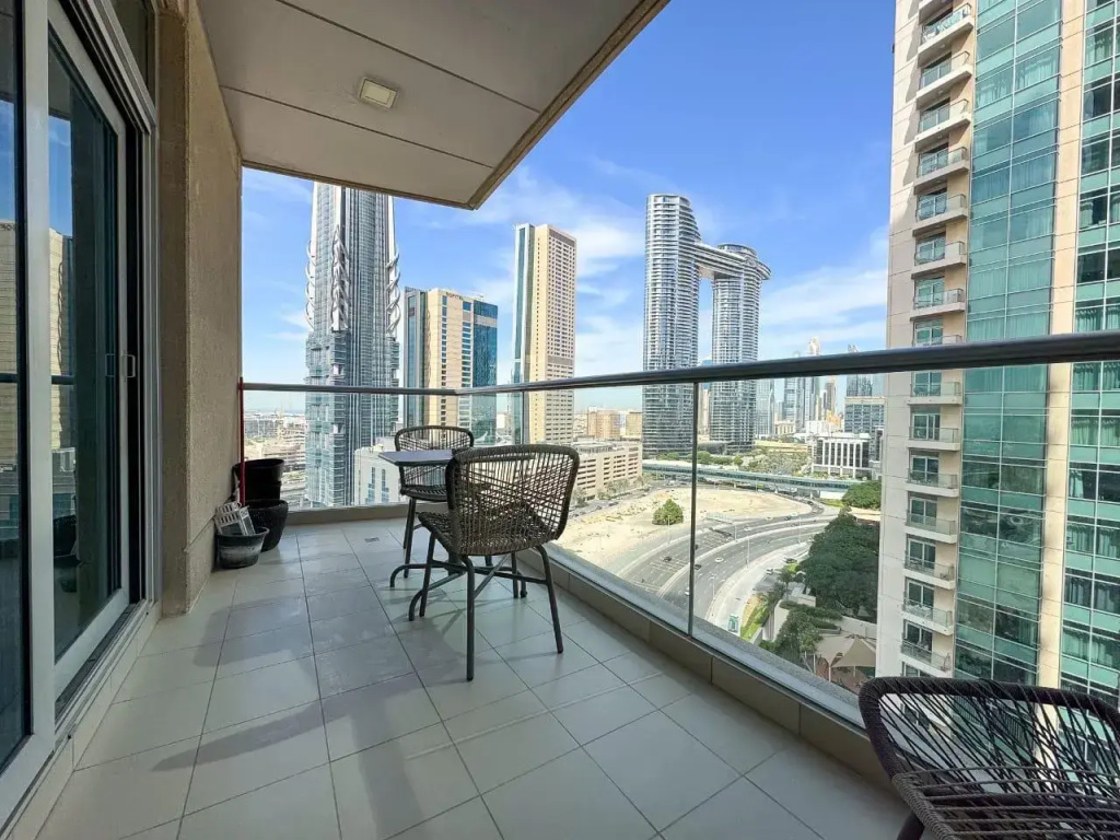 Апартаменты The Lofts Downtown Views