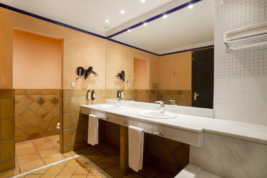 Отель Ibersol Almuñecar Beach & Spa