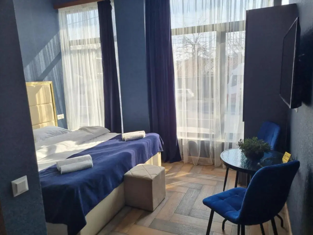 Days Hotel