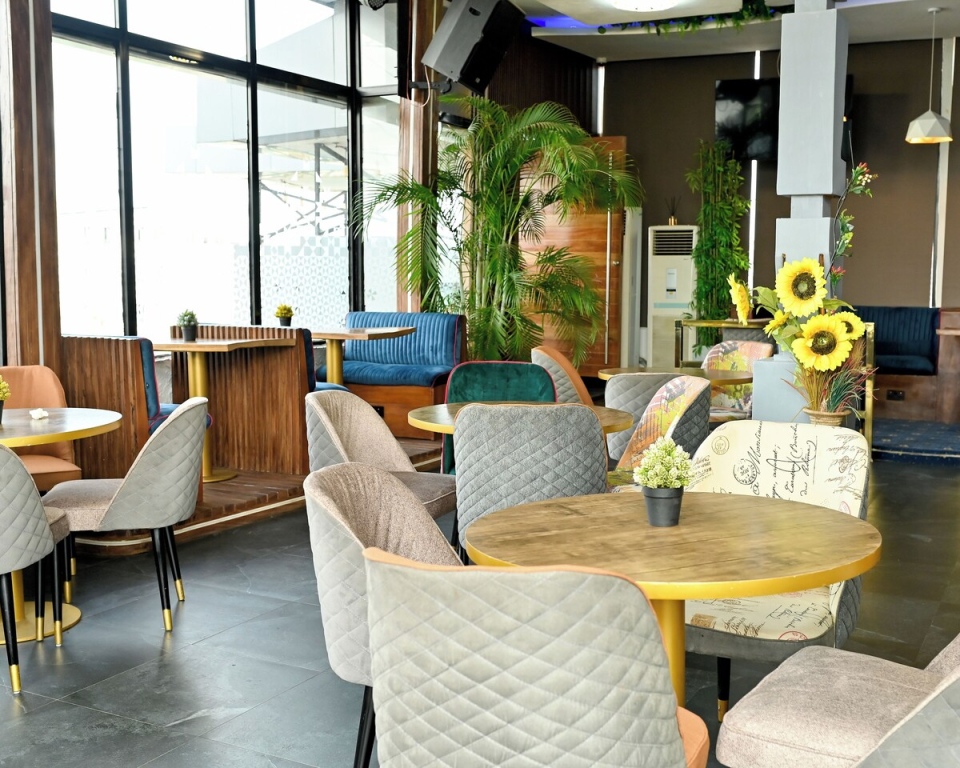 Отель Proof Lounge