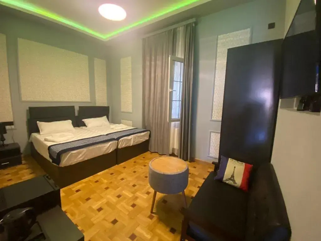 Отель La Casa Yerevan