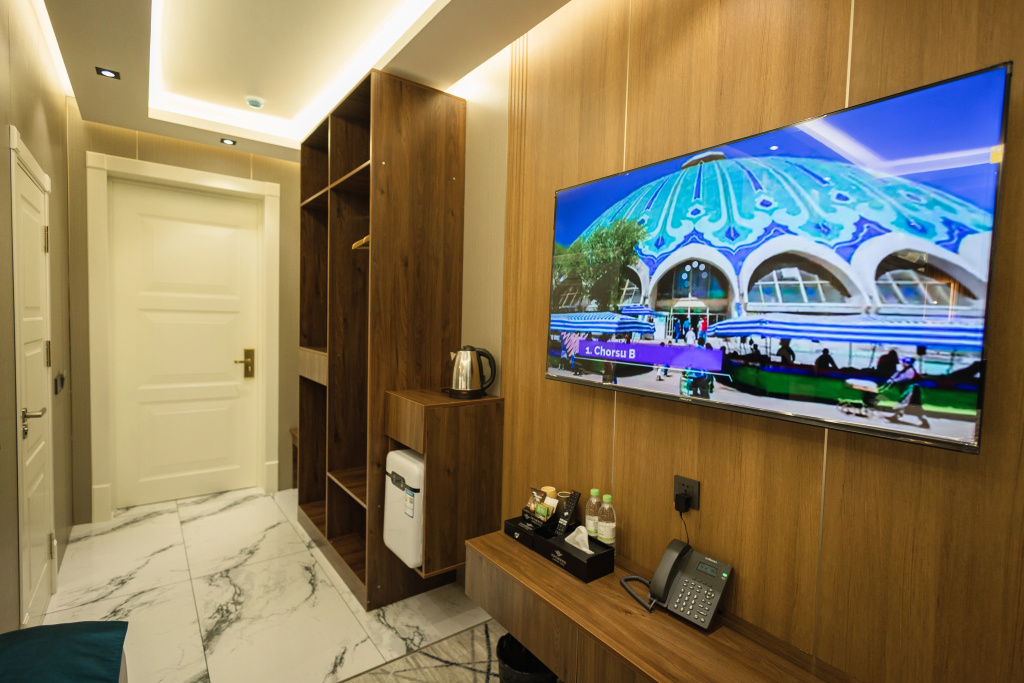 Отель Lakeside Tashkent