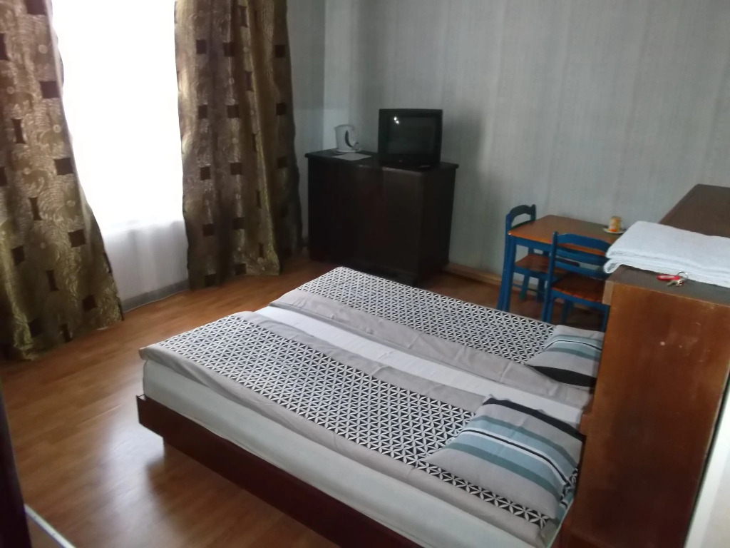Хостел B&B Rex