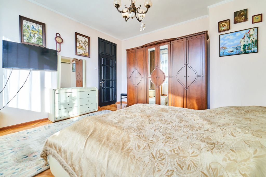 Частный Дом 320 м²  в Самом Центре Сочи