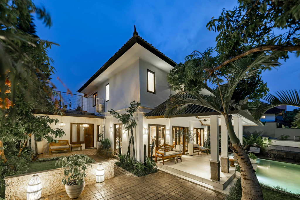 Вилла Gang Bima - Unique Retro Seminyak Private Mansion