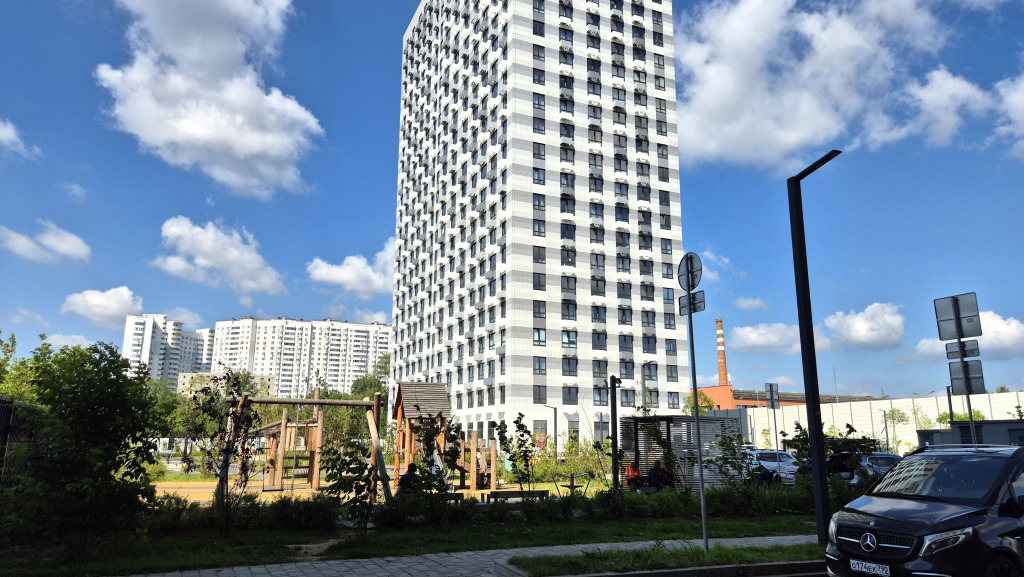 Квартира Большая 2-х комнатная Хорошая у Метро Отрадное