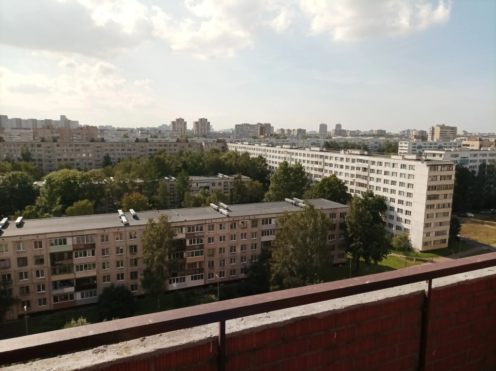 Квартира 1-комнатная с балконом на Софийской