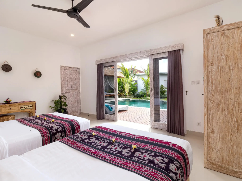 Villa Hiburan 2 by Villa Finder