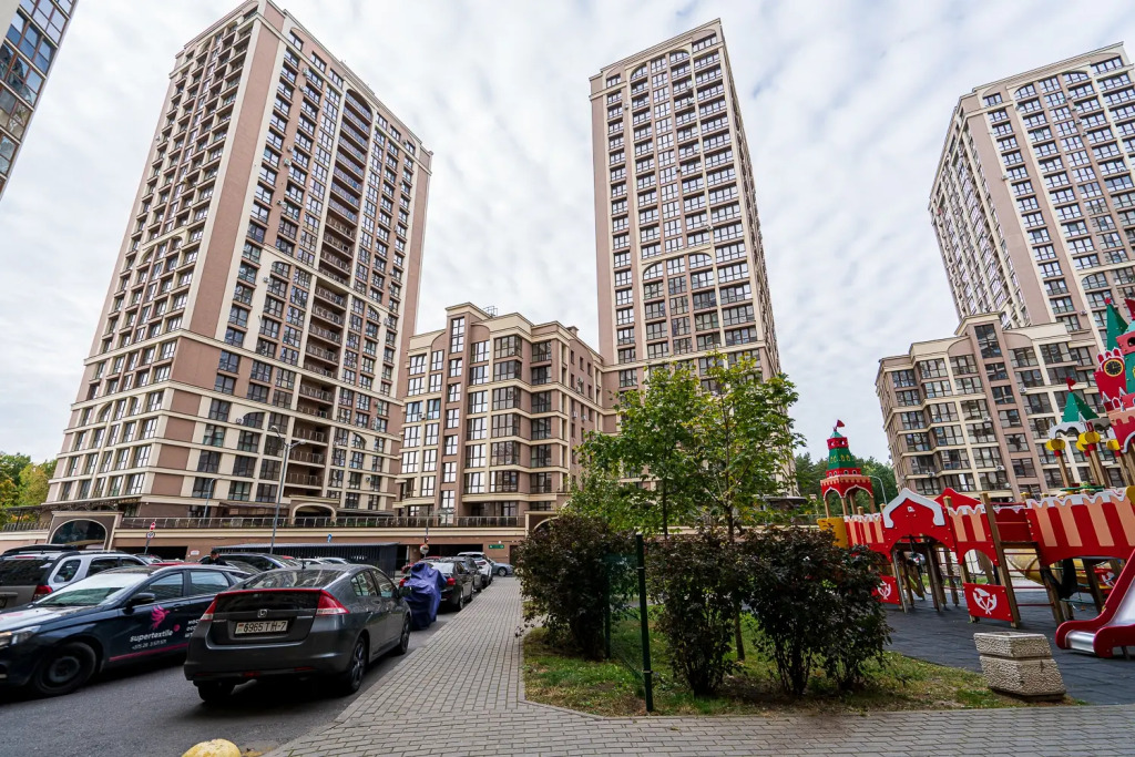 Двухкомнатные Апартаменты Ladgorna на Макаёнка 12к