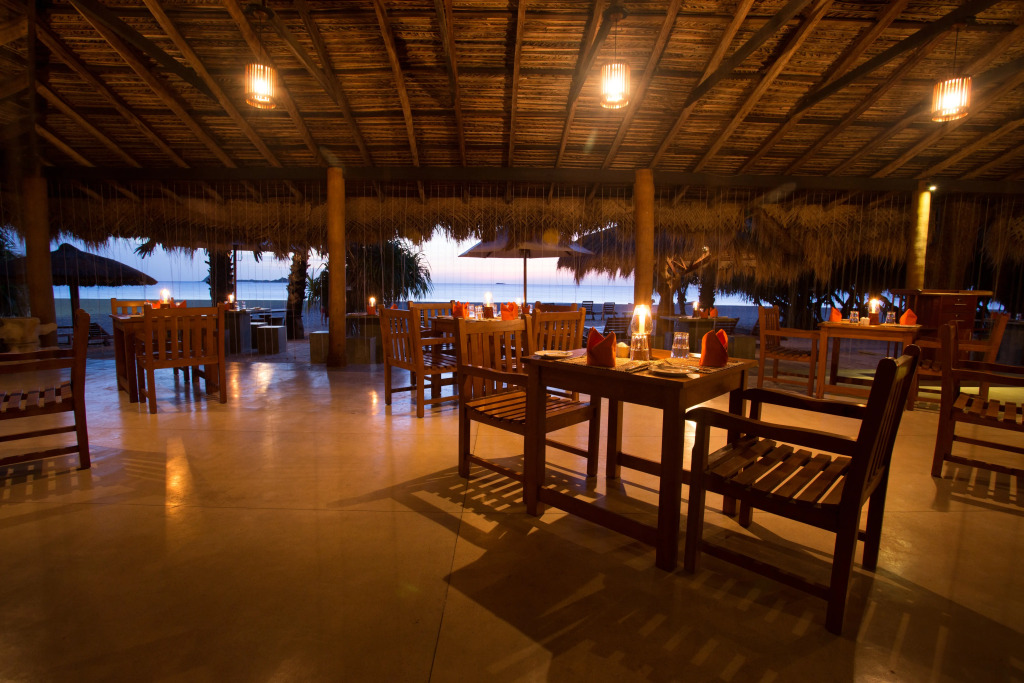 Отель Nilaveli Beach