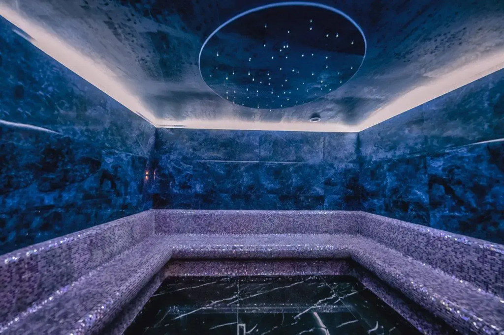 Meta Business Hotel By King David