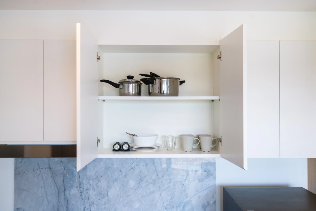 Отель Aristo Beach Resort condo by Roominger