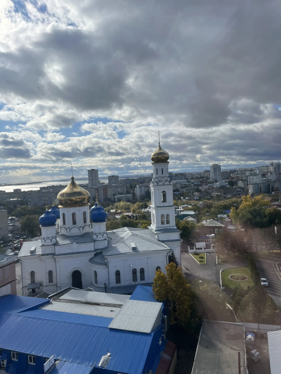 Квартира с Видом на Волгу