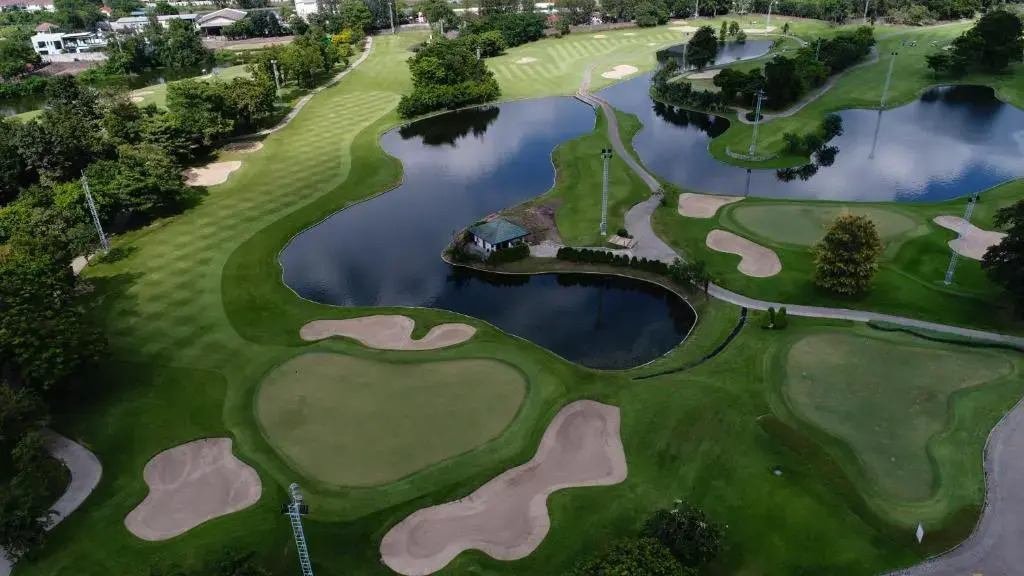 Tinidee Hotel Bangkok Golf Club