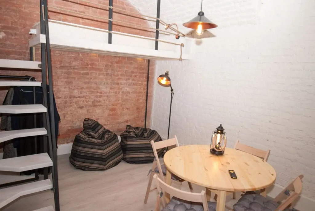 Kolman Apartments