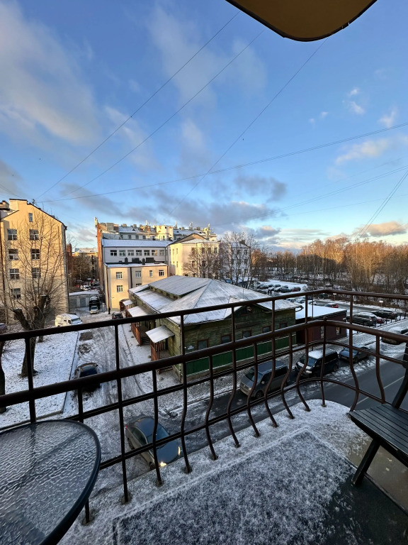 Квартира Большая Студия в Центре