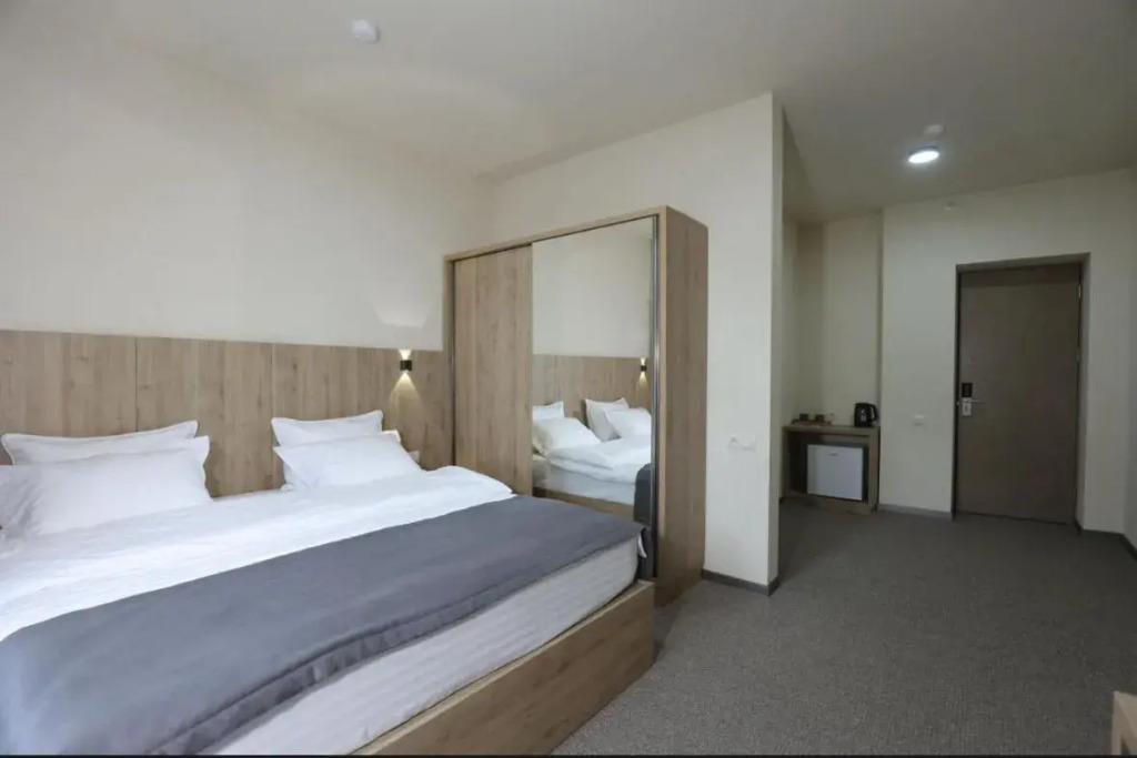 Cone Hotel Dilijan, By One