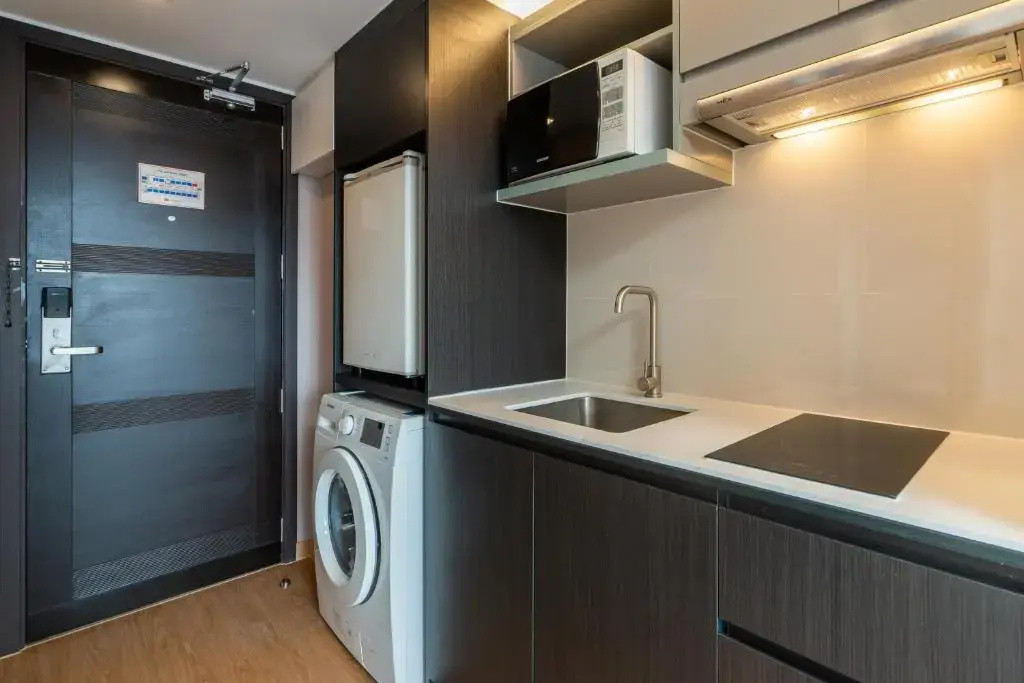 Отель Aster Hotel and Residence