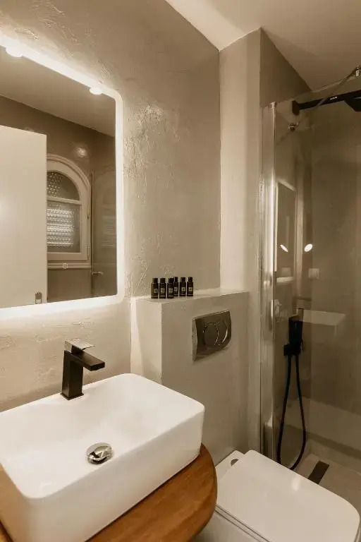 Отель Trinity The Hotel