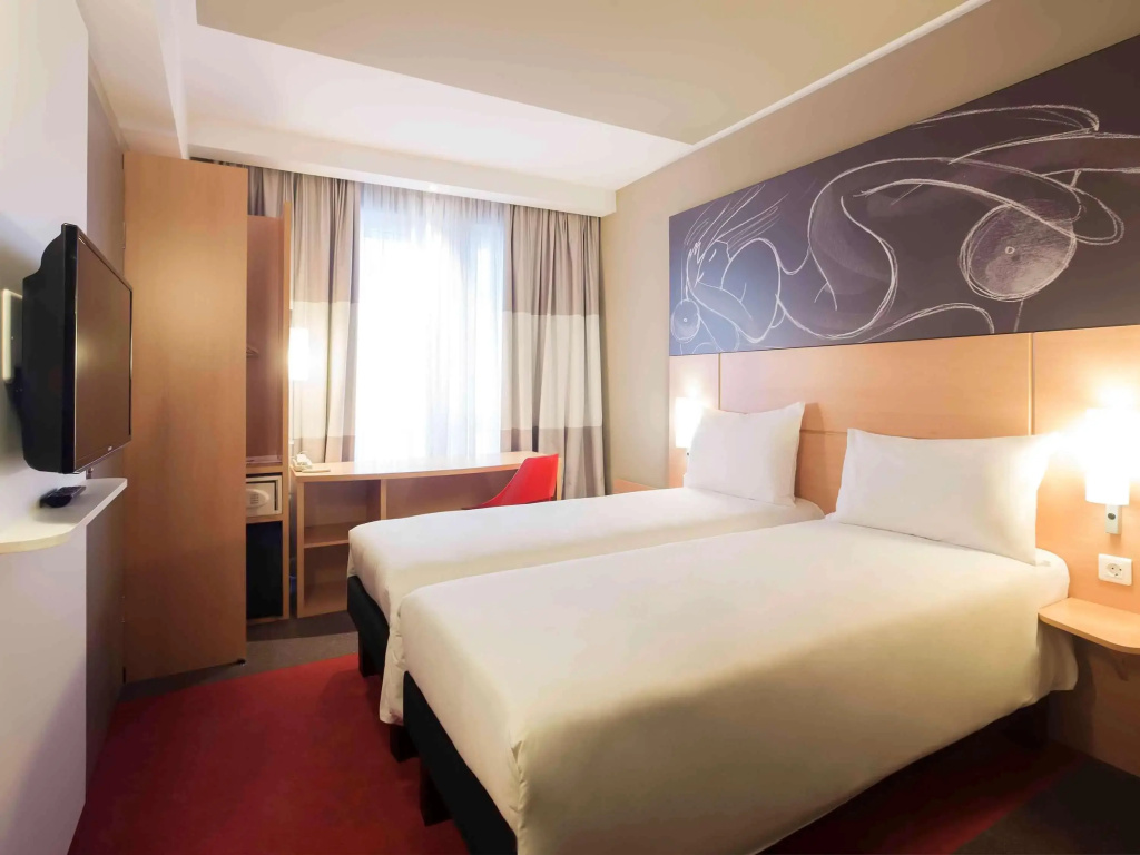 ibis Yerevan Center