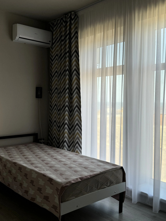 Частный дом на пoбеpежье Кaспийскогo моpя c пеcчаным пляжем