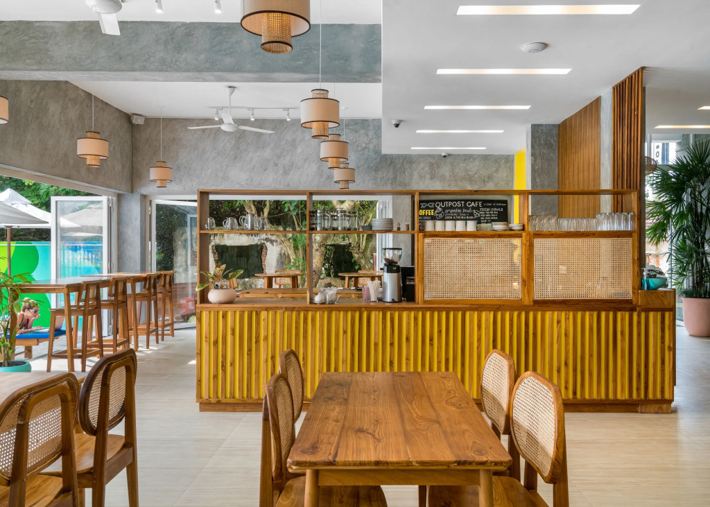 Отель Outpost Weligama Beachfront