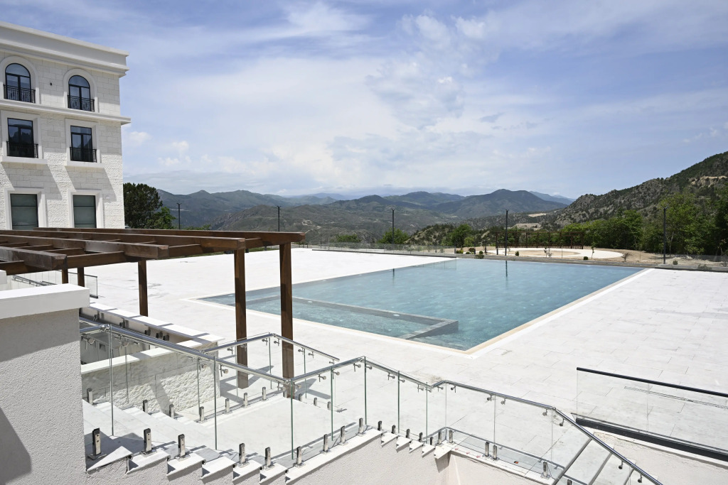 Lachin Resort & SPA