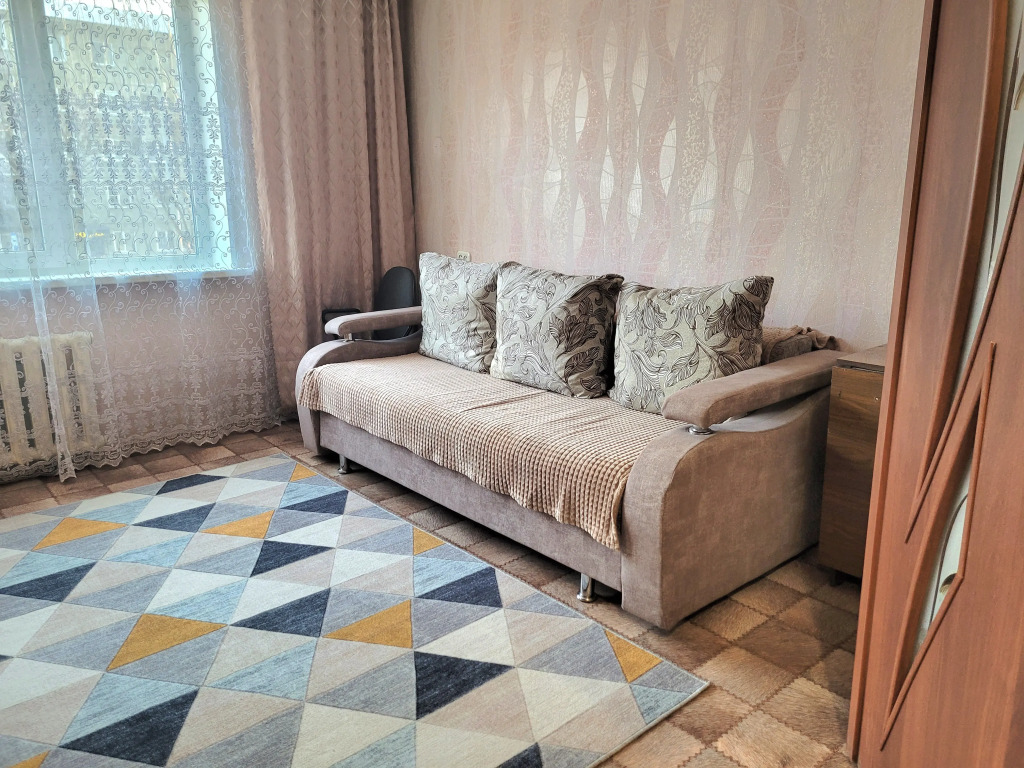 Квартира на ладо кецховели 75