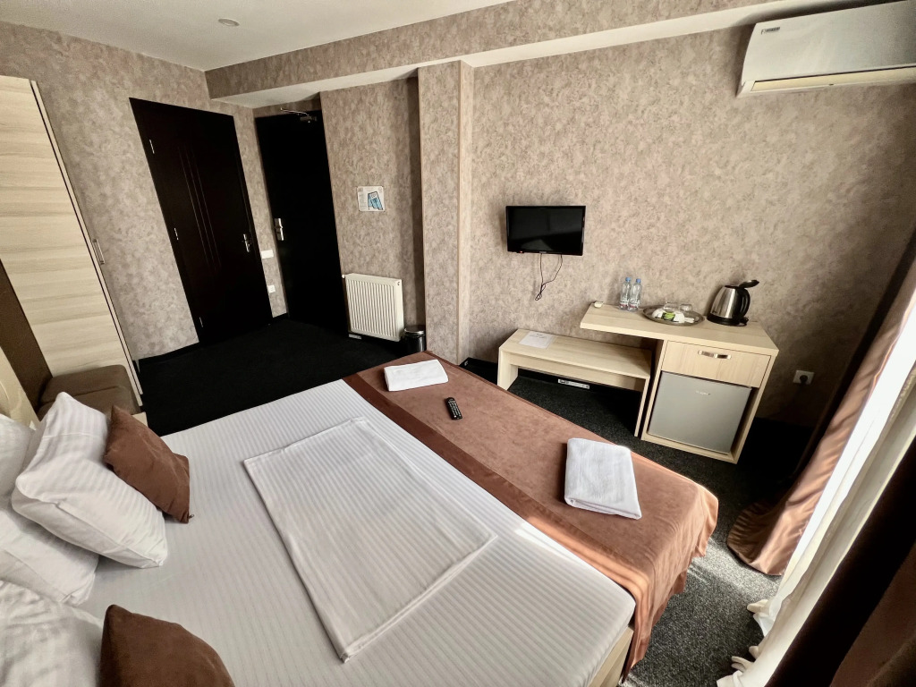 Hotel Voyager