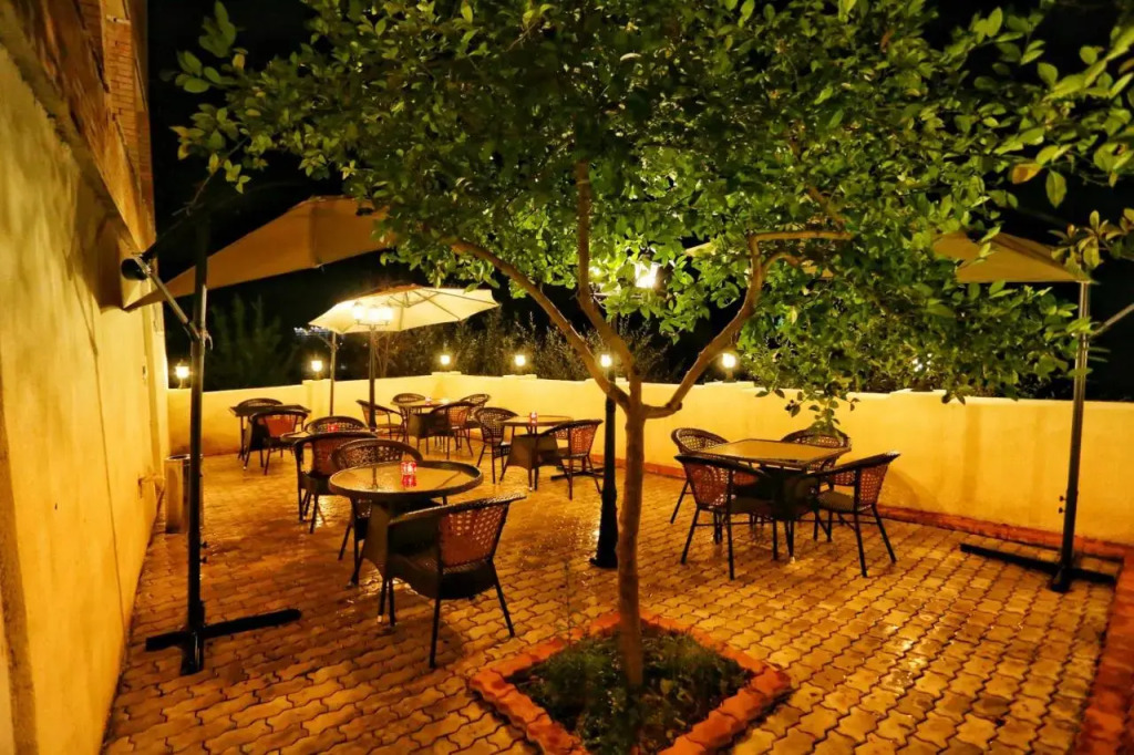 Sanapiro Hotel