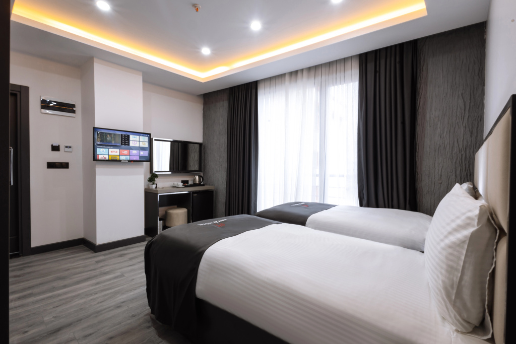 Meyzi Hotel
