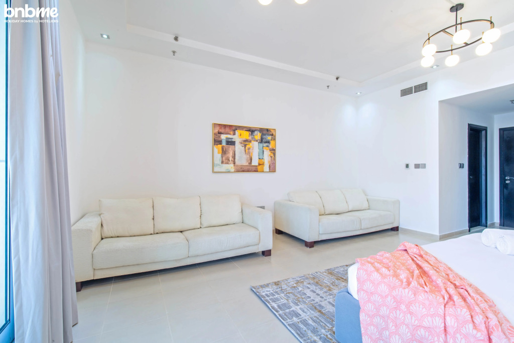 Апартаменты Luxury Penthouse with Marina and Sea Views|bnbme-2301