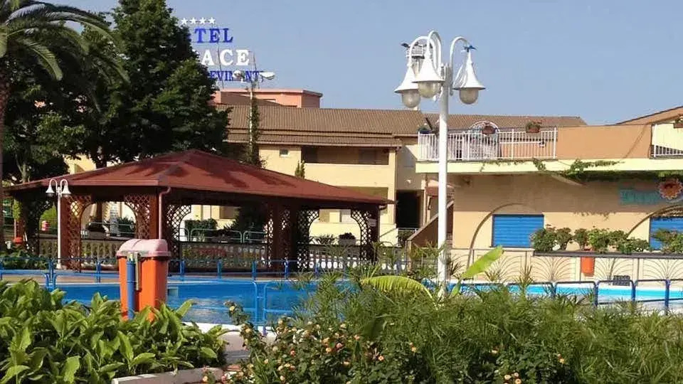 Отель Residence La Pace