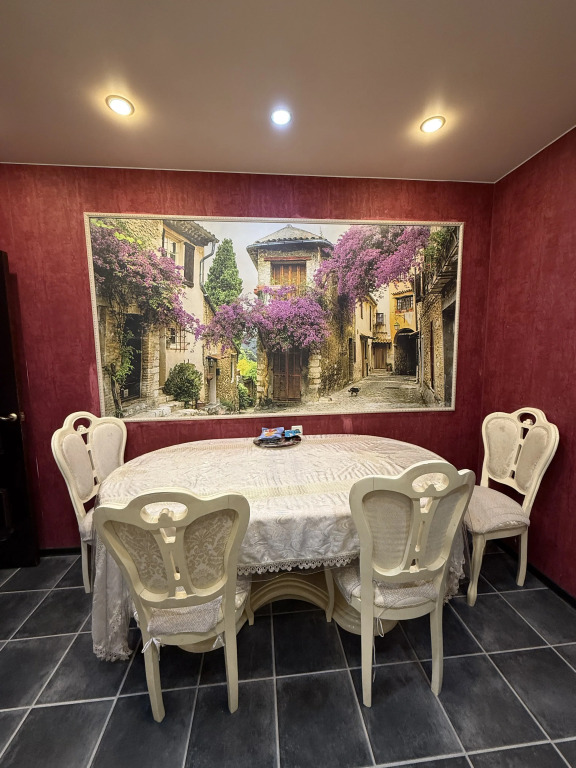 Квартира на Хромова 31