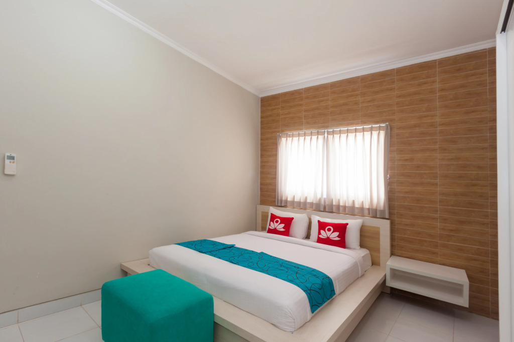 Отель ZEN Rooms Nusa Dua Fiesta