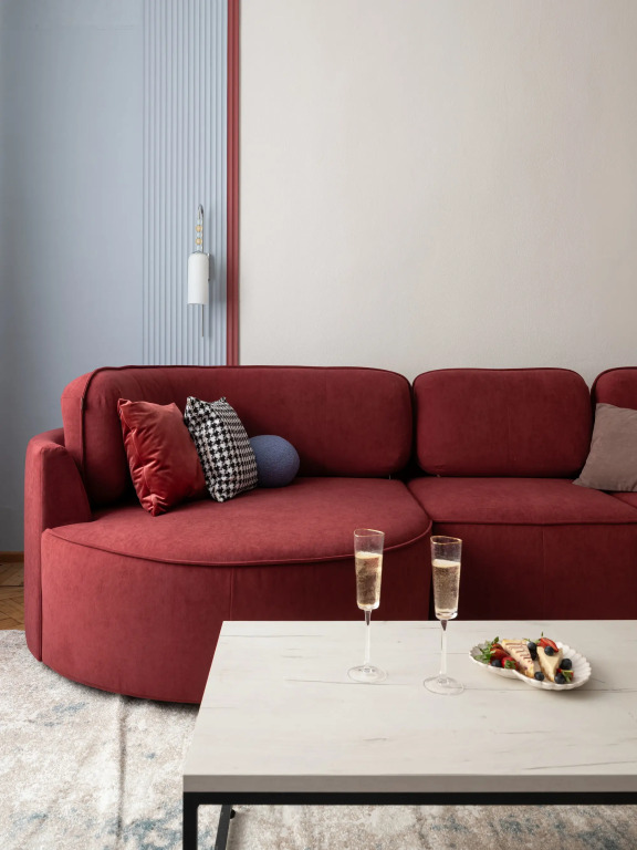 Квартира GM Apartments Четверка на Патриках в вишнёвых тонах