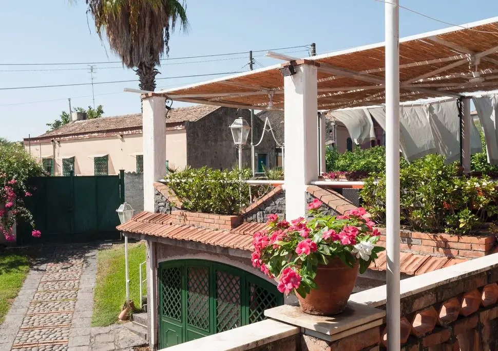 Отель B&B La Casa del Ficus