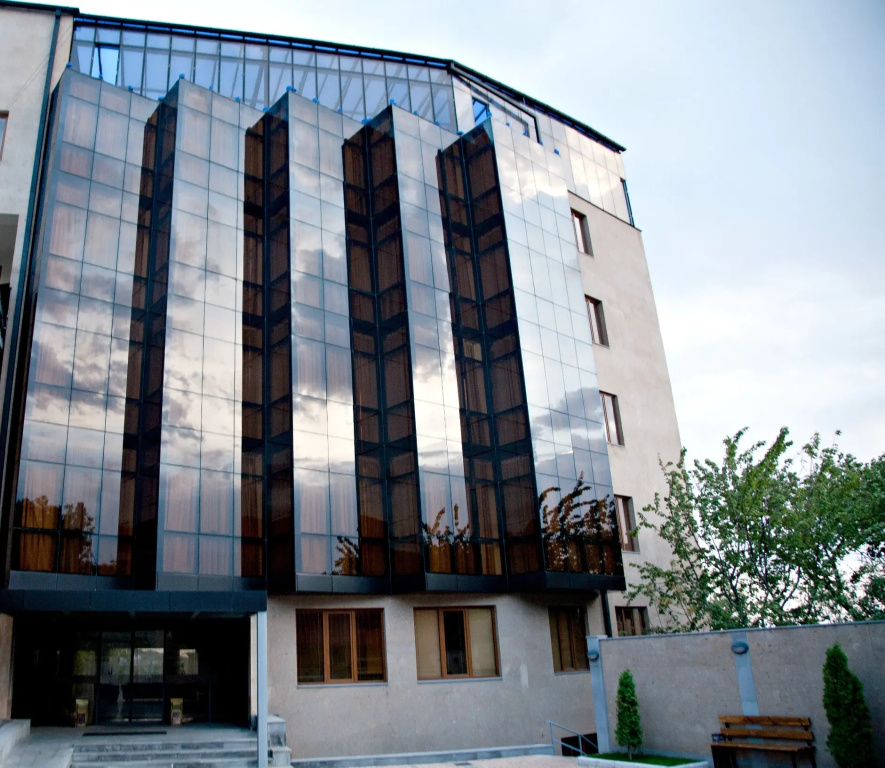 Canyon Hills Hotel (Каньон Хиллз)