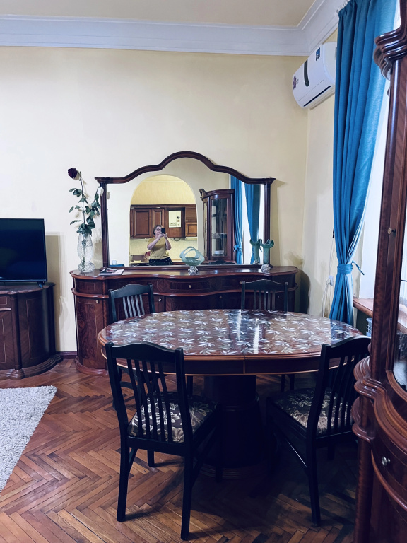 Квартира трехкомнатная рядом с пляжем и парком