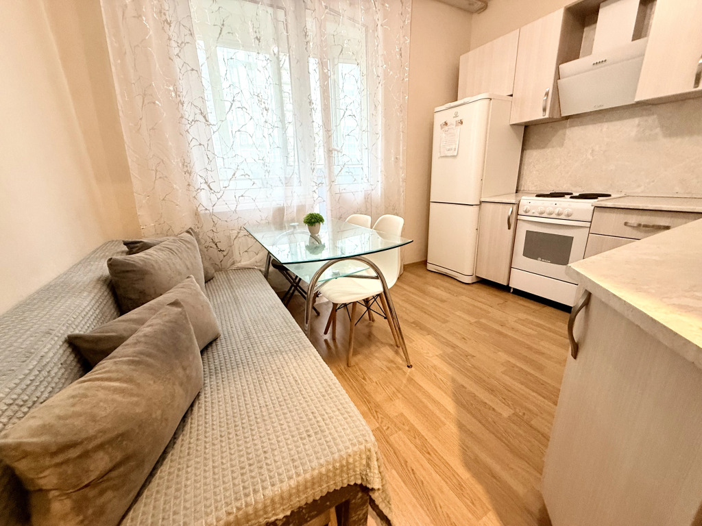 Квартира на Курыжова 15к2