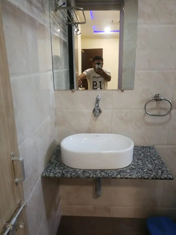 New Pathik Hotel