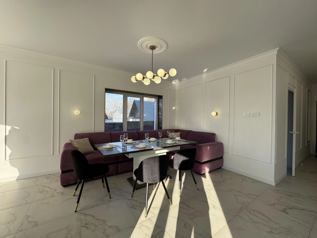 Частный дом Лев RentPlaza