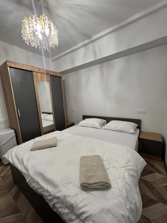 Квартира Downtown With 2 Bedrooms and 1 living room