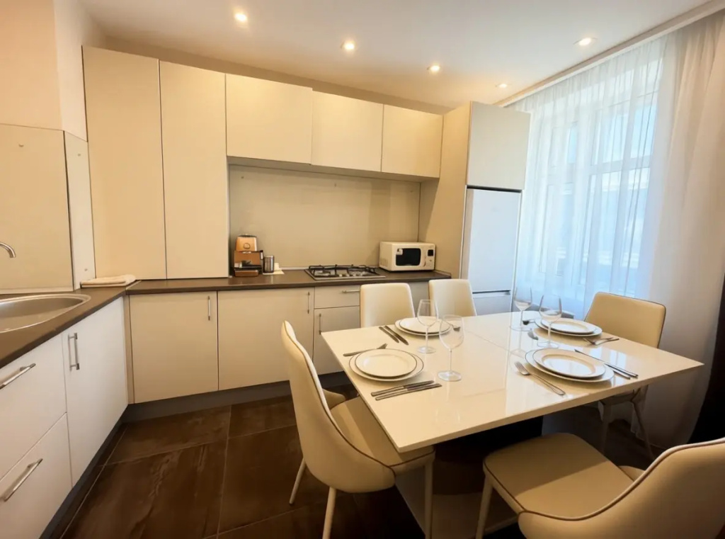 Апартаменты Deluxe c двумя спальнями и сан. узлами на Баумана ApartKazan