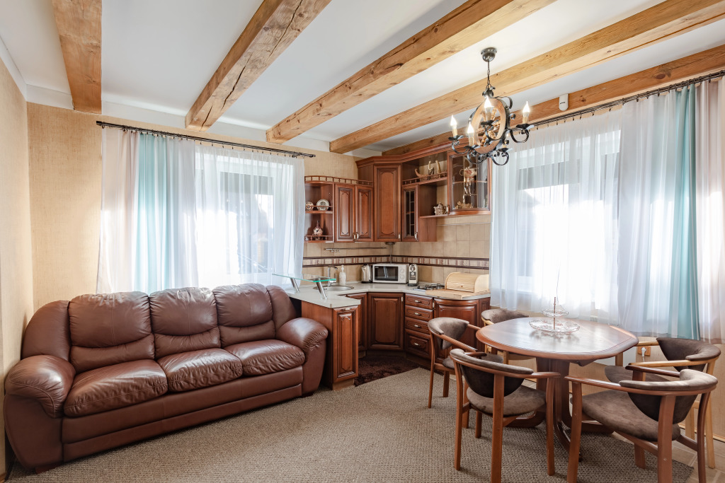 Дом Suburban House