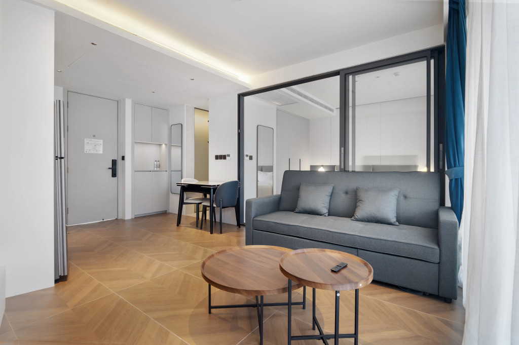 Апартаменты Resort D305 Beachfront One-Bedroom