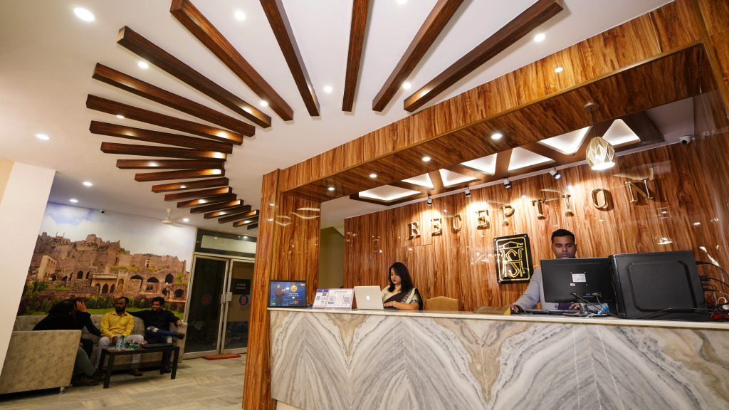 New Hotel Suhail