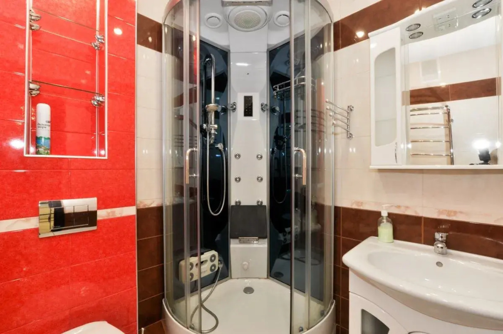 Apartment on Surikova