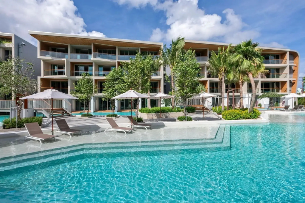 Wyndham Grand Nai Harn Beach Phuket